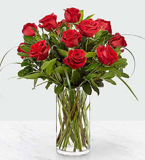 The FTD Everlasting Love Rose Bouquet