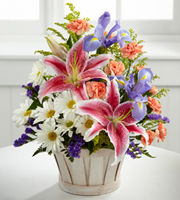 The FTD Wondrous Nature Bouquet