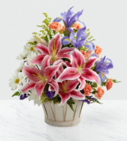 The FTD Wondrous Nature Bouquet