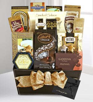 The FTD Exclusive Fine and Fancy Gourmet Gift